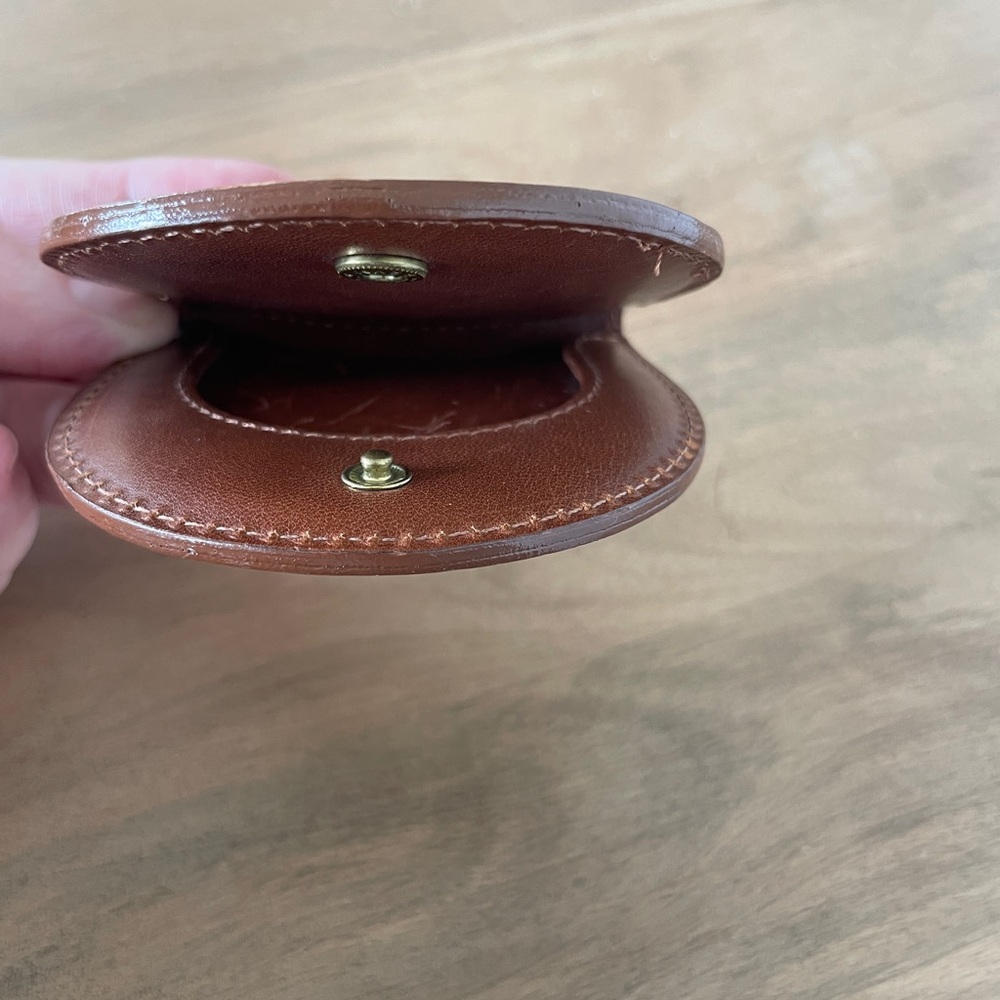 Vintage Coach International Leather Coin Case Chestnut color ๐ - Picture 5 of 10